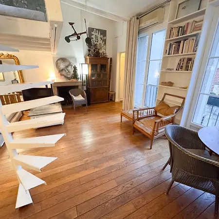 8 Historic Latin Quarter Flat Walk To Louvre & Metro * Paris