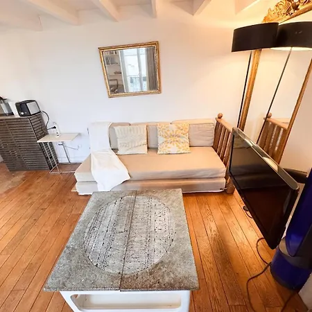 Appartement 8 Historic Latin Quarter Flat Walk To Louvre & Metro *