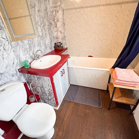 8 Historic Latin Quarter Flat Walk To Louvre & Metro * Paris